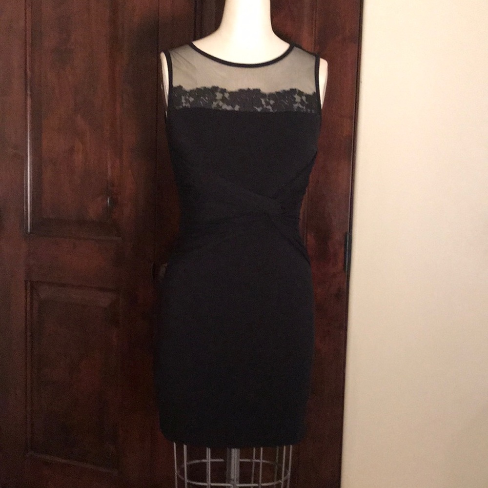 Bailey 44 Twisted front LBD
